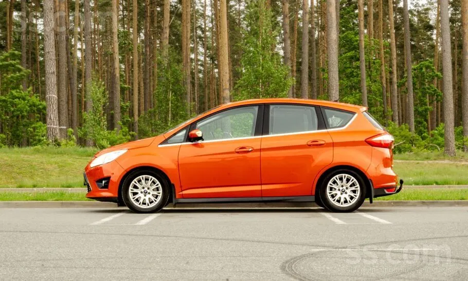 Ford C-Max 2012 photo 4