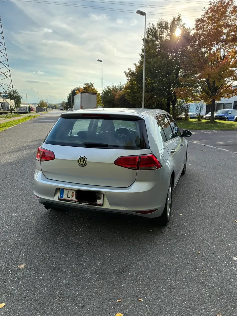 Volkswagen Golf 2015 photo 2