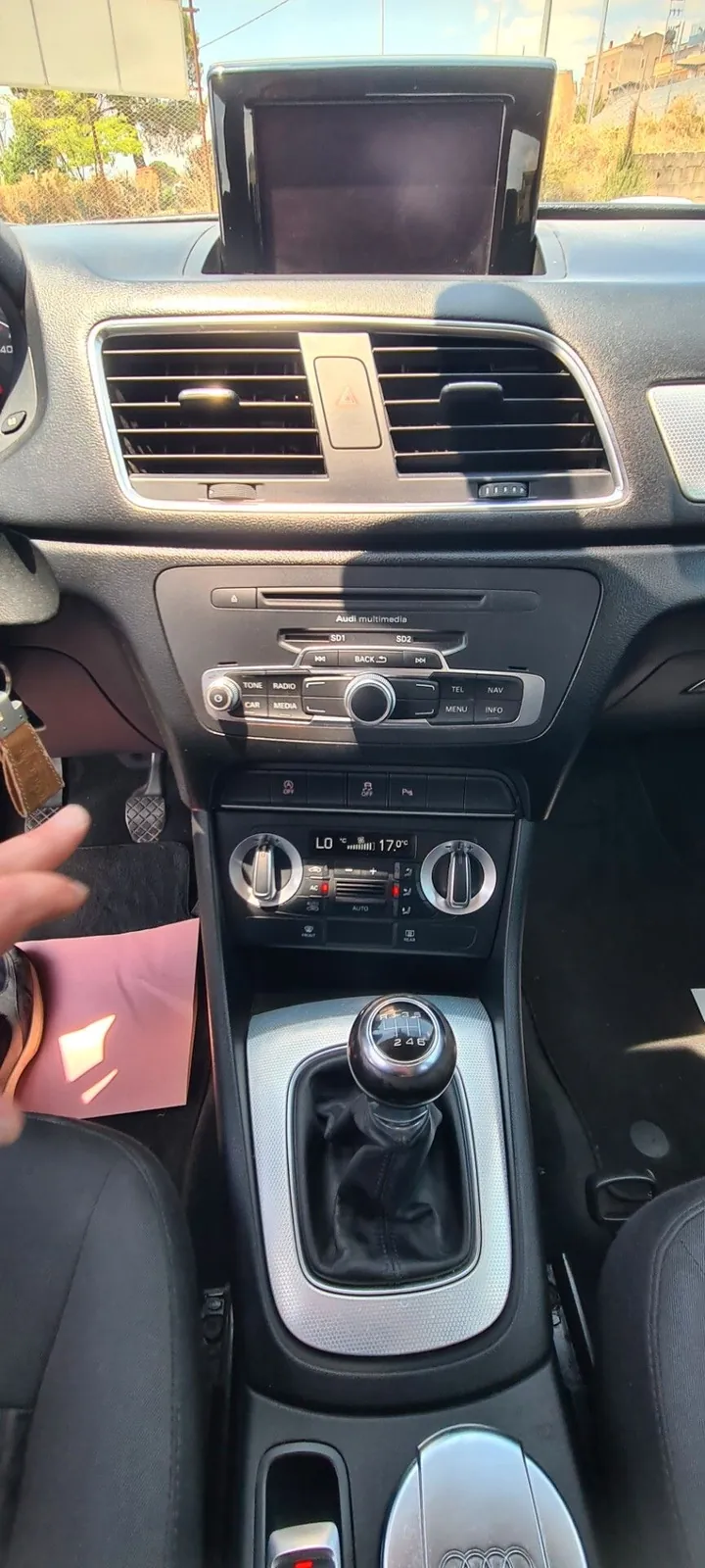 Audi Q3 2012 photo 5