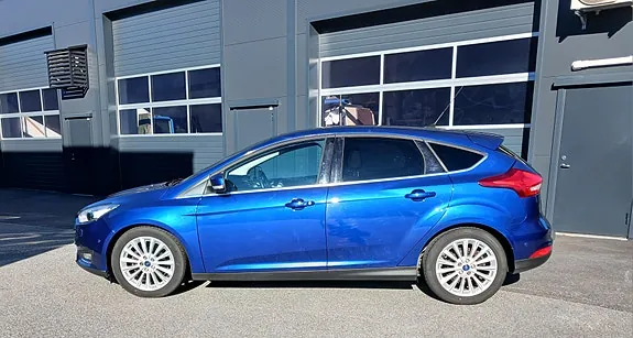 Ford Focus 2014 photo 2