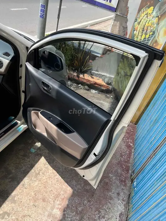 Hyundai Grand I10 2017 photo 4
