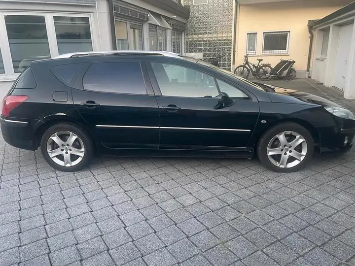Peugeot 407