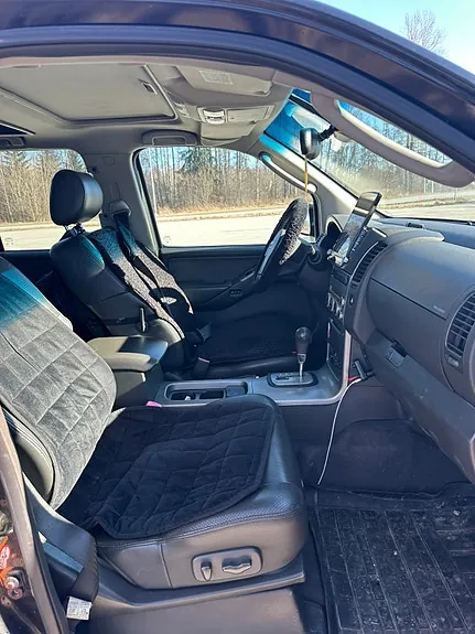 Nissan Pathfinder 2005 photo 5