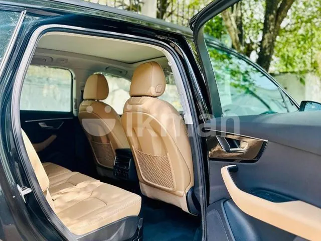 Audi Q7 2025 photo 4