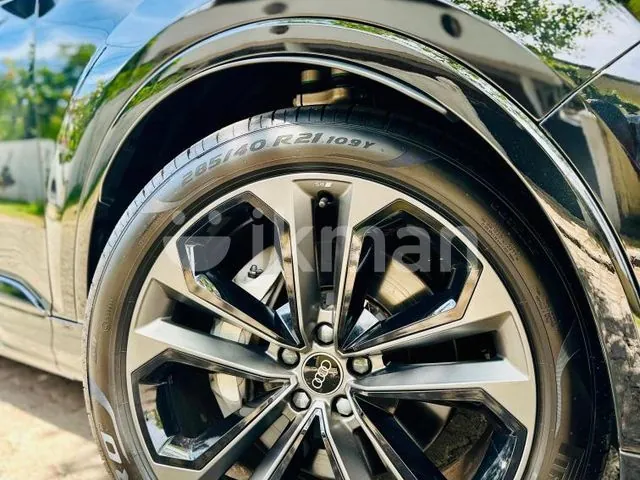 Audi Q7 2025 photo 3
