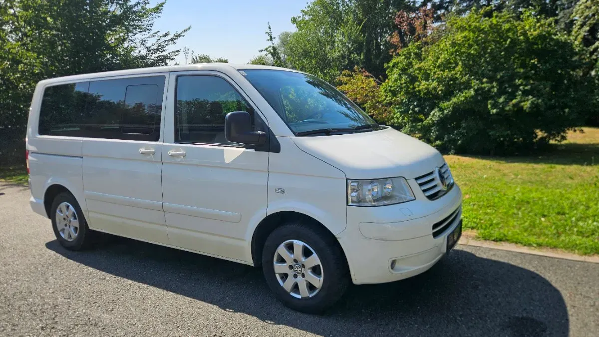 Volkswagen Multivan 2007 photo 2