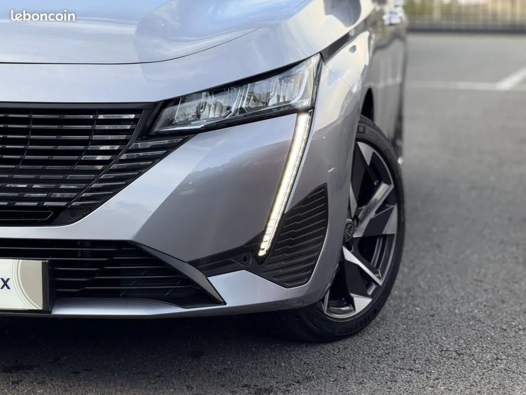 Peugeot 308 2025 photo 3