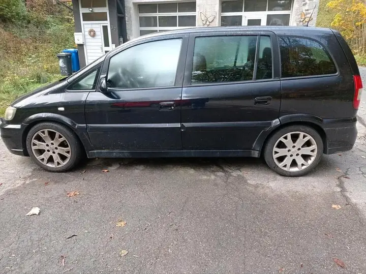 Opel Zafira A
