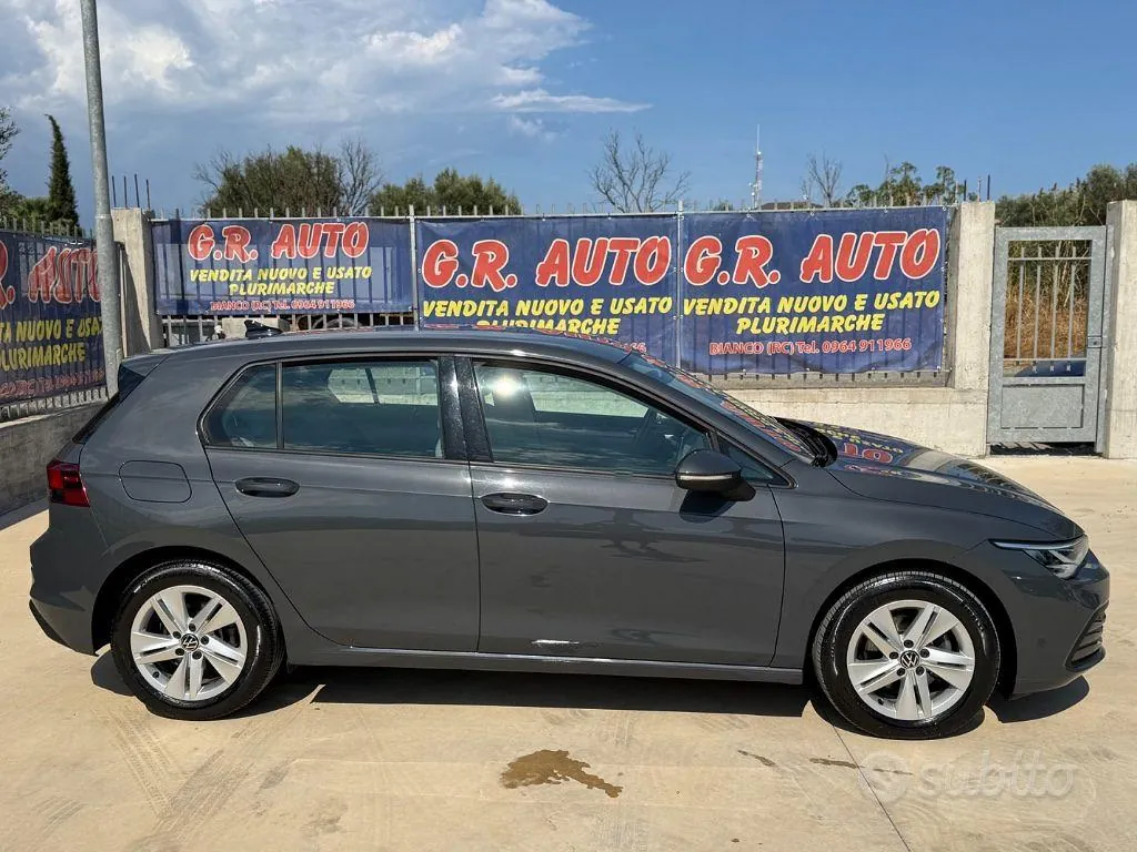 Volkswagen Golf 2022 photo 5