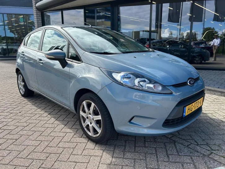 Ford Fiesta 2009 photo 3