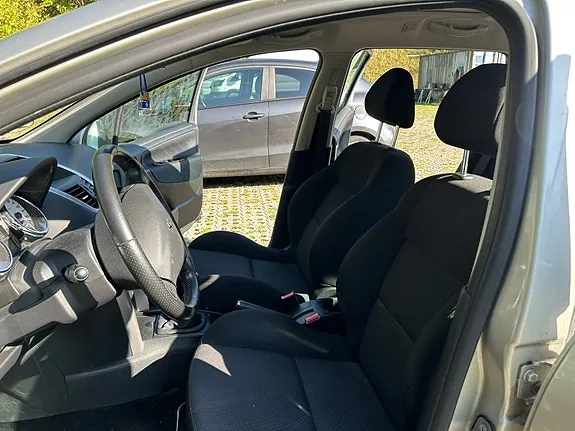Peugeot 207 Sw 2008 photo 5