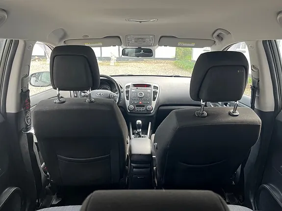 Kia Ceed 2012 photo 5