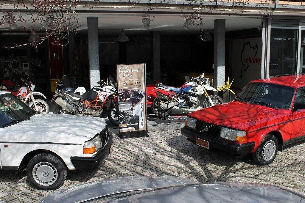 Volvo 240 1992 photo 2