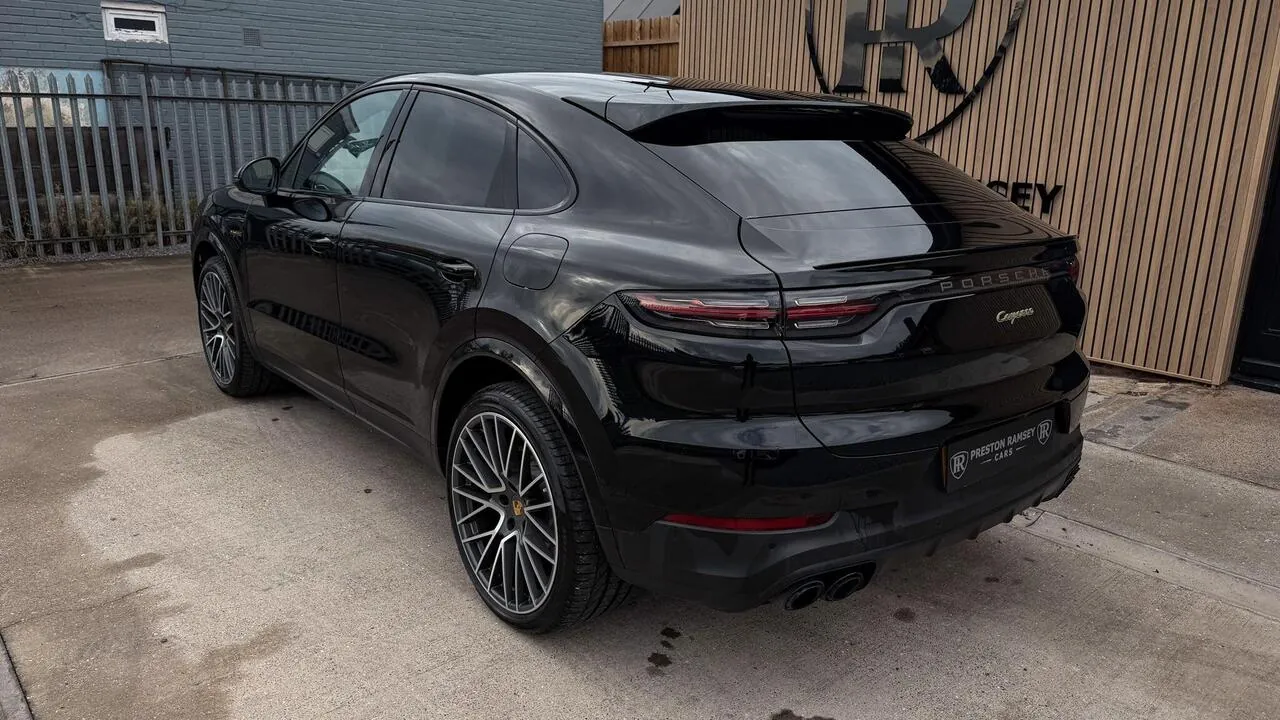 Porsche Cayenne 2022 photo 5