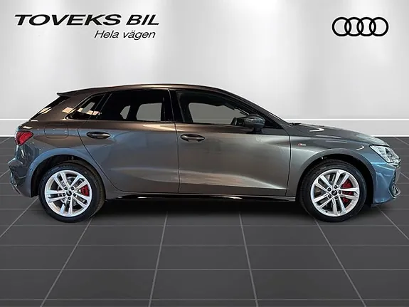 Audi A3 2026 photo 2