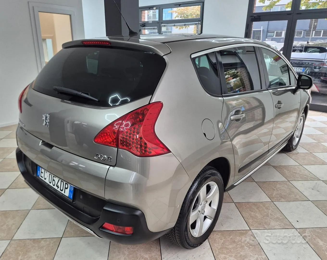 Peugeot 3008 2010 photo 3