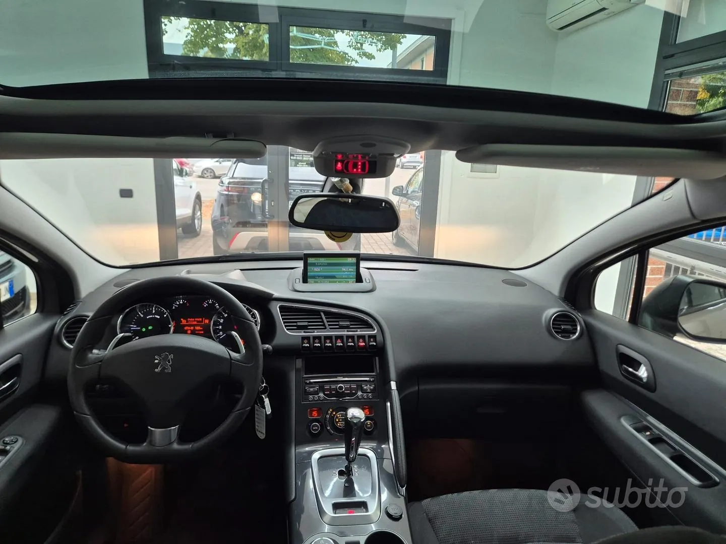 Peugeot 3008 2010 photo 2