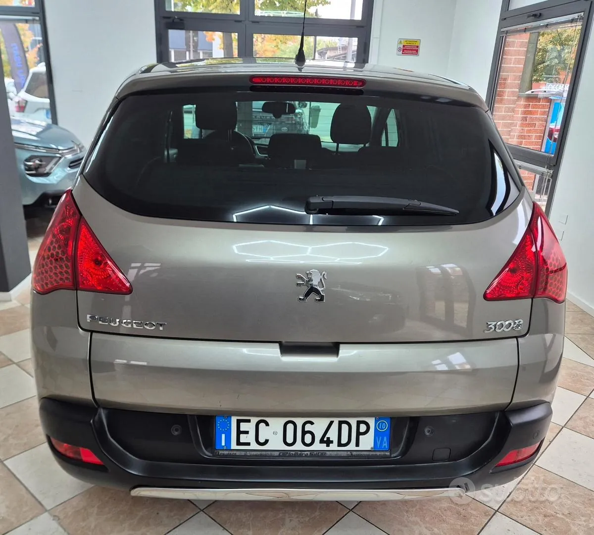 Peugeot 3008 2010 photo 5
