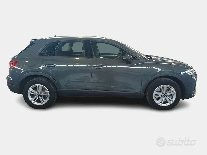 Audi Q3 2022 photo 3