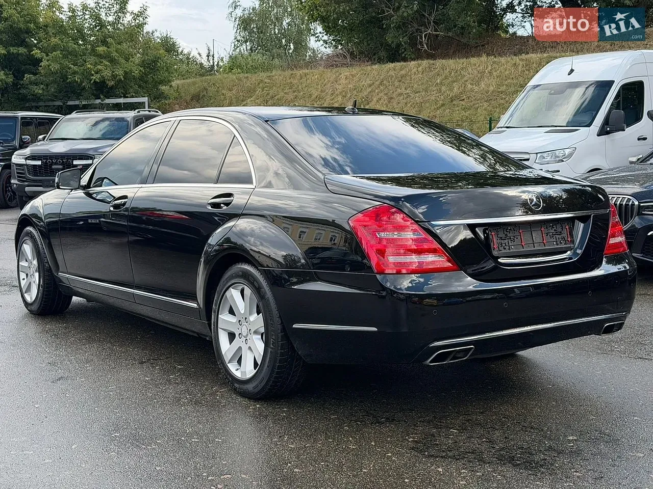 Mercedes-Benz S-Class 2012 photo 4