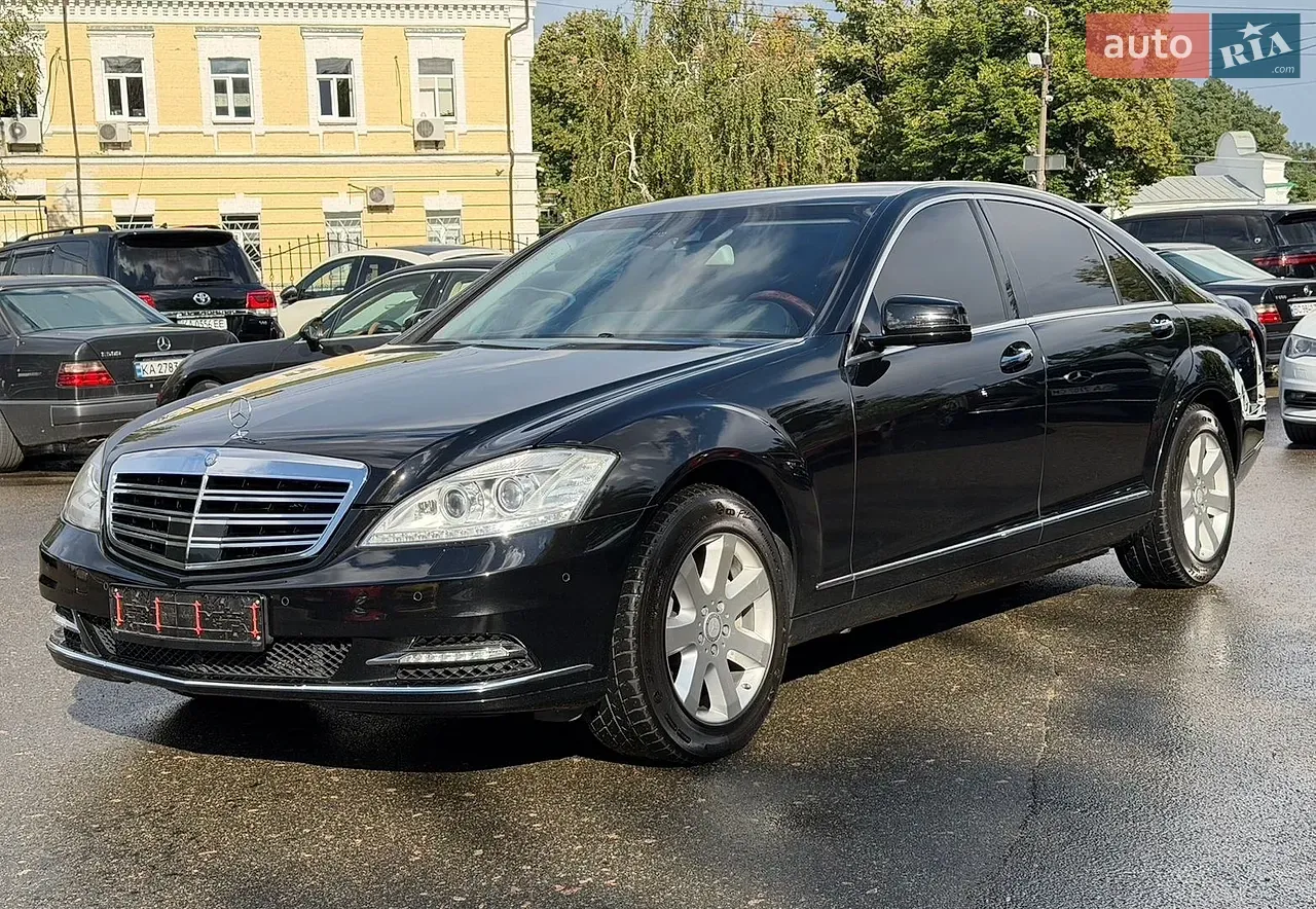 Mercedes-Benz S-Class 2012 photo 2
