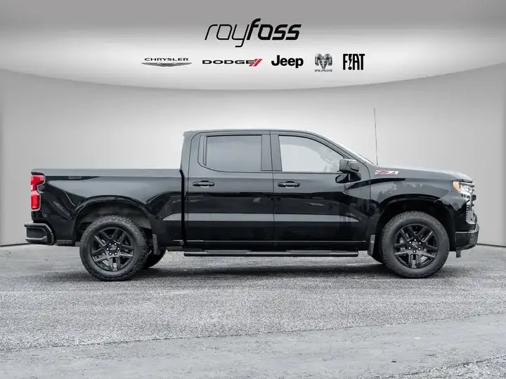 Chevrolet Silverado 1500 2025 photo 3