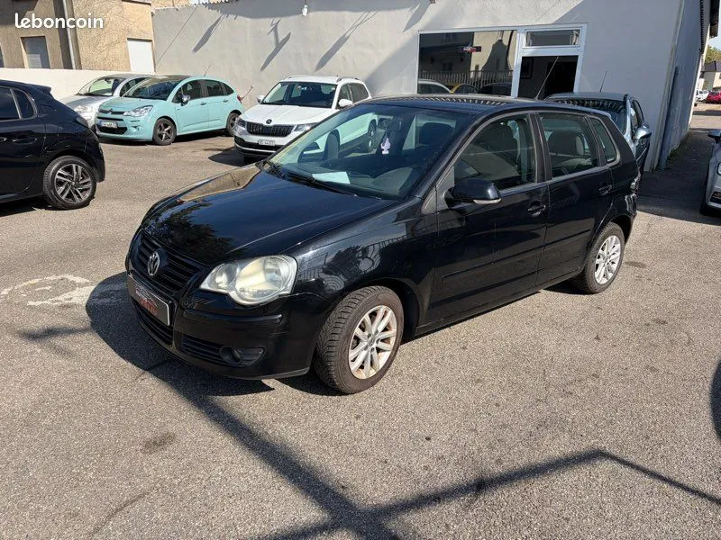 Volkswagen Polo 2006 photo 2
