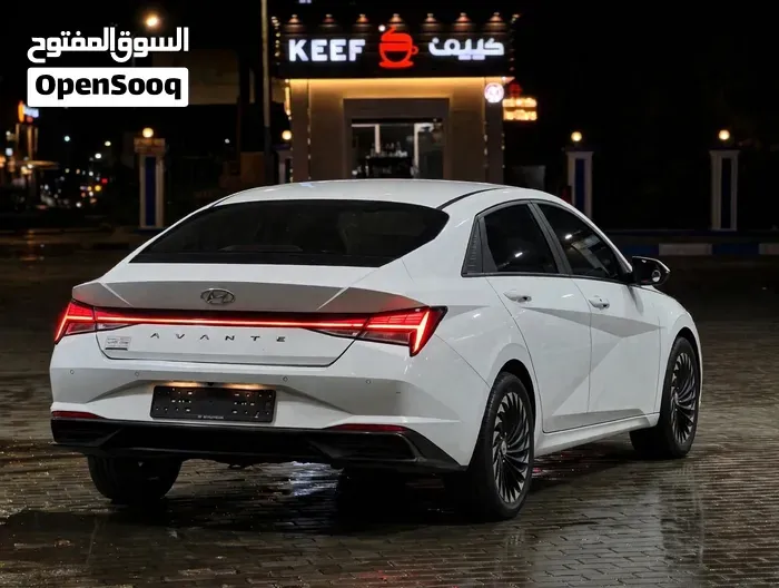 Hyundai Elantra 2021 photo 3