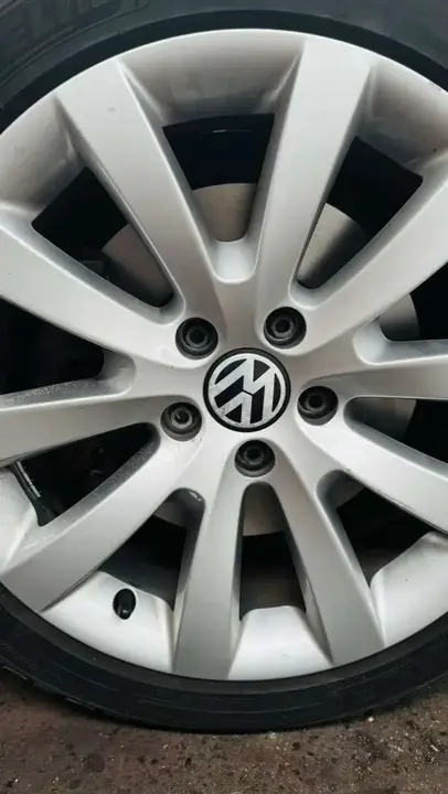 Volkswagen Scirocco 2009 photo 2
