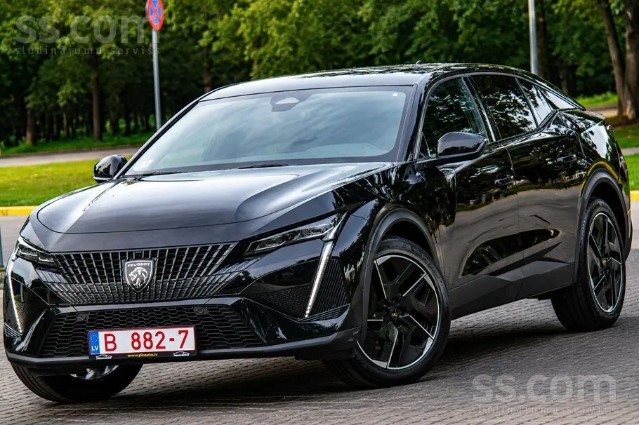 Peugeot 408
