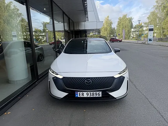 Mazda 6E 2026 photo 3