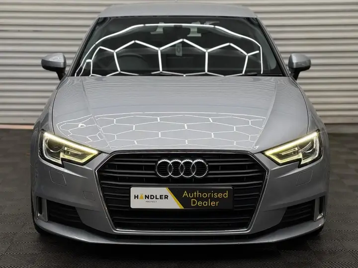 Audi A3 2016 photo 2