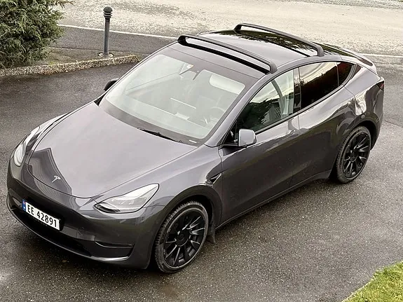 Tesla Model Y 2022 photo 5