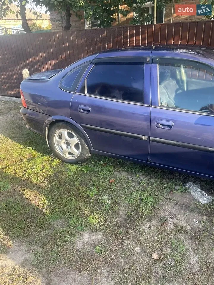 Opel Vectra 1997 photo 4