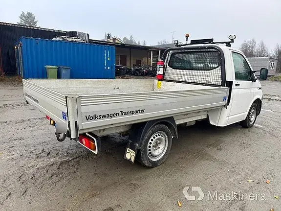 Volkswagen Transporter 2022 photo 3
