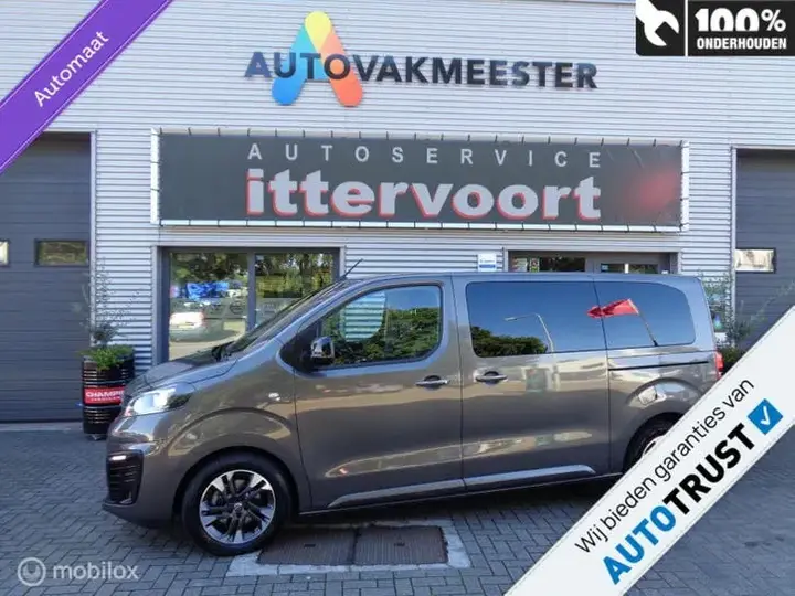 Opel Zafira 2023 photo 3