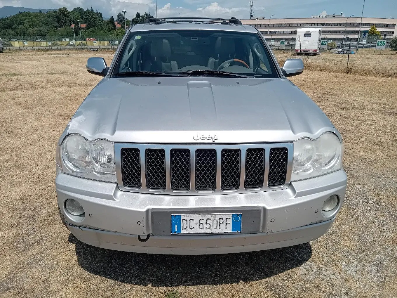 Jeep Grand Cherokee 2006 photo 2