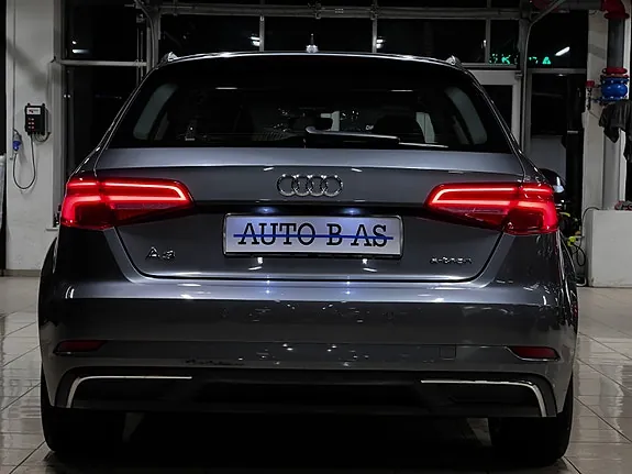 Audi A3 2017 photo 4