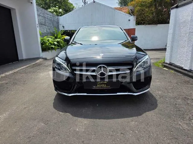 Mercedes-Benz C300 2015 photo 2