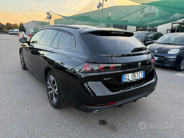 Peugeot 508 2022 photo 3