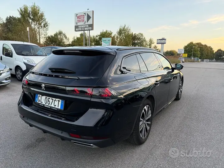 Peugeot 508 2022 photo 4