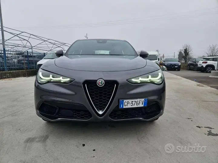 Alfa Romeo Stelvio 2023 photo 2