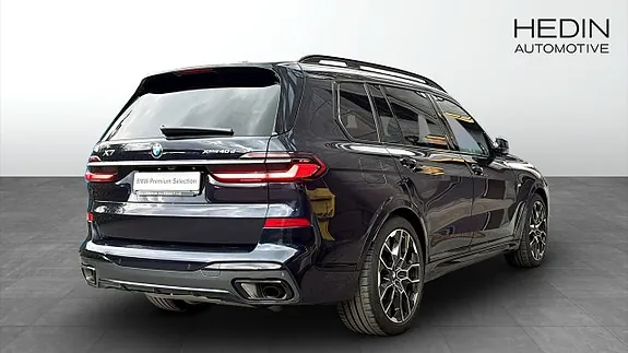 BMW X7 2026 photo 2