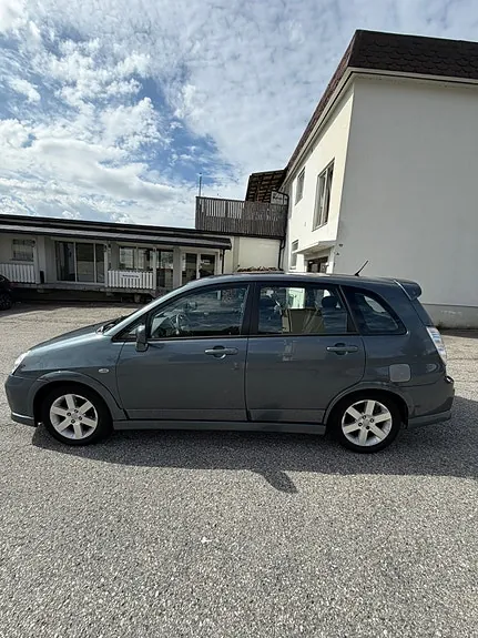 Suzuki Liana 2007 photo 5