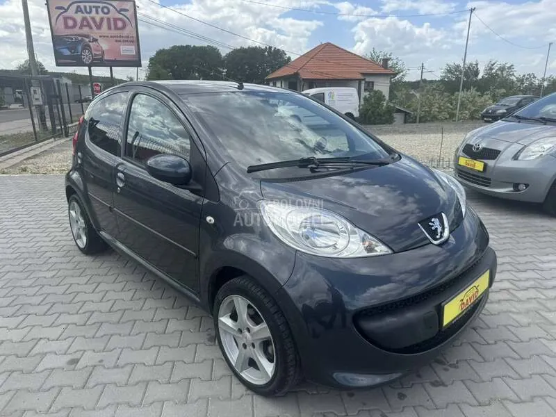 Peugeot 107 2007 photo 3