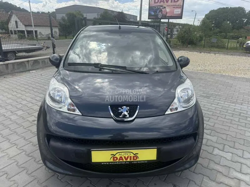 Peugeot 107 2007 photo 2