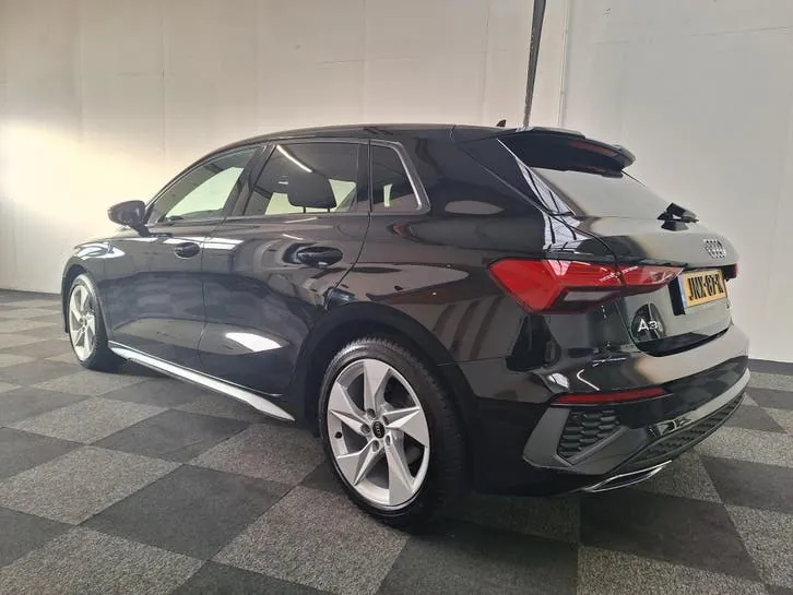 Audi A3 2024 photo 3