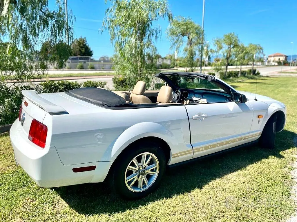 Ford Mustang 2006 photo 4
