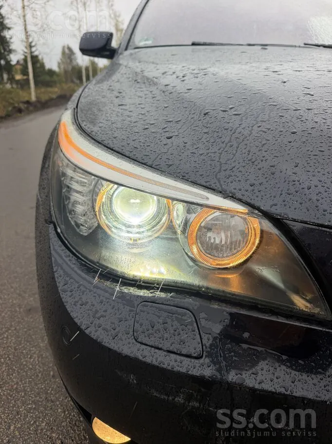 BMW E60 2008 photo 5
