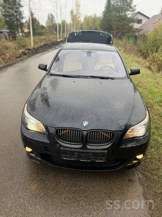 BMW E60 2008 photo 4